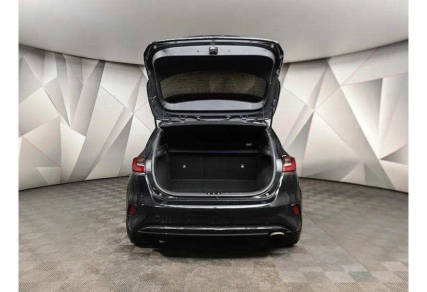 Kia Ceed 1.6 AT (130 л.с.) Luxe Черный в АВИЛОН. Слайд №12
