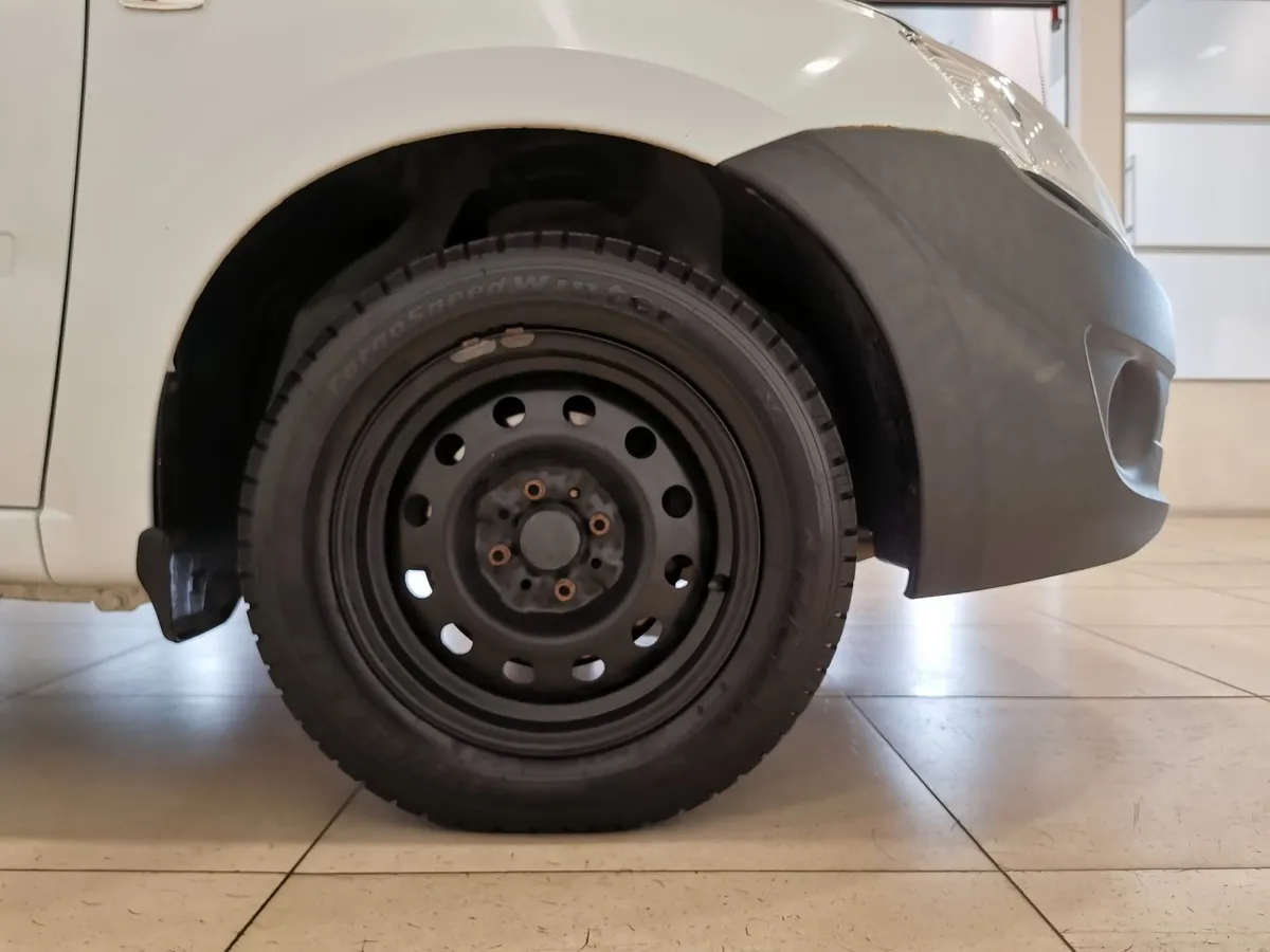 ВАЗ (Lada) 4x4 1.7 MT (81 л.с.) Белый в АВИЛОН. Слайд №9