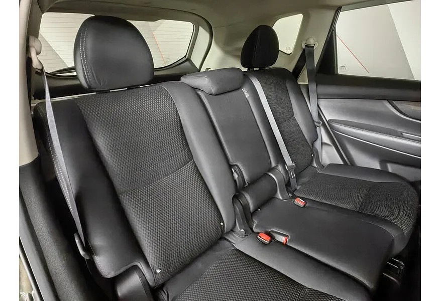 Nissan X-Trail 2.0 CVT AWD (144 л.с.) SE Top Зеленый в АВИЛОН. Слайд №16