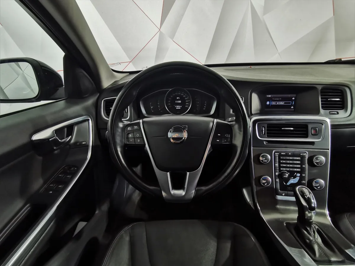 Volvo S60 2.5 T5 Geartronic AWD Cross Country (249 л.с.) Summum Черный в АВИЛОН. Слайд №19