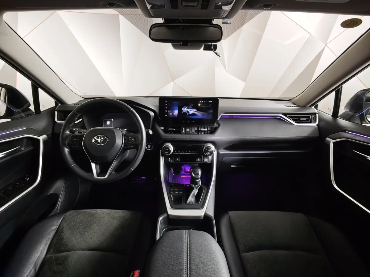 Toyota RAV4 2.0i CVT AWD (171 л.с.) Fashion Plus Белый в АВИЛОН. Слайд №12