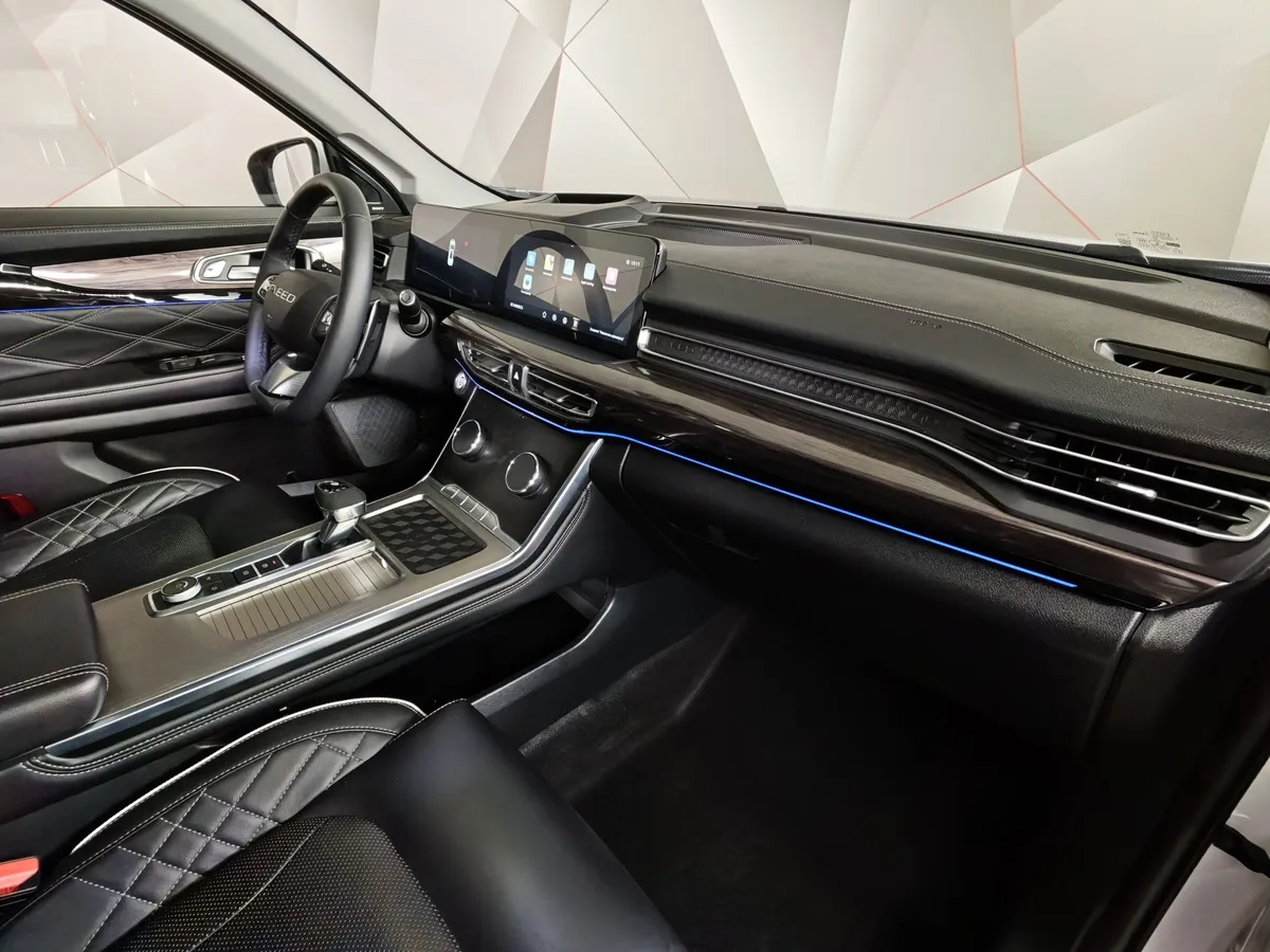 EXEED VX 2.0 AMT AWD (249 л.с.) President Белый в АВИЛОН. Слайд №13