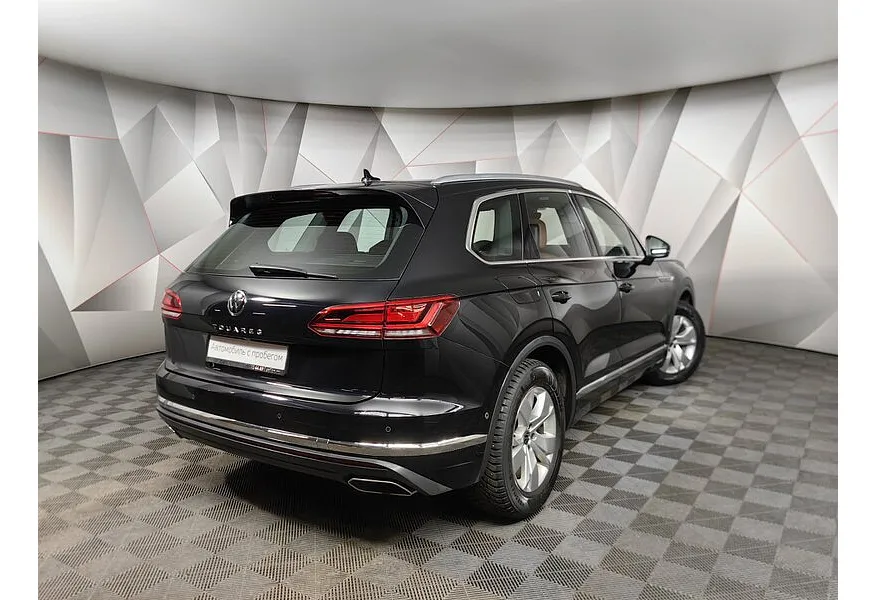 Volkswagen Touareg 3.0 V6 TDI Tiptronic 4Motion (249 л.с.) Respect Черный в АВИЛОН. Слайд №2