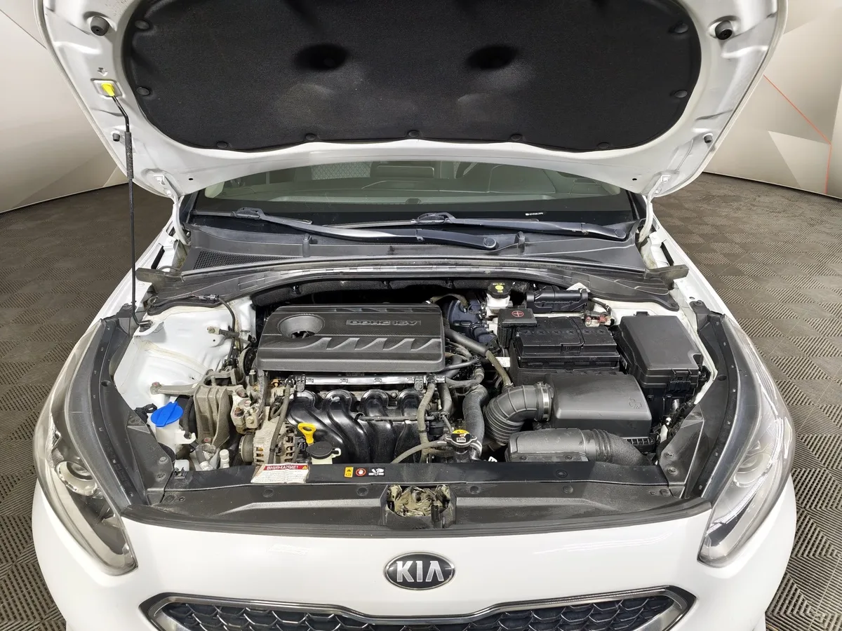 Kia Ceed 1.6 AT (129 л.с.) Classic Белый в АВИЛОН. Слайд №10