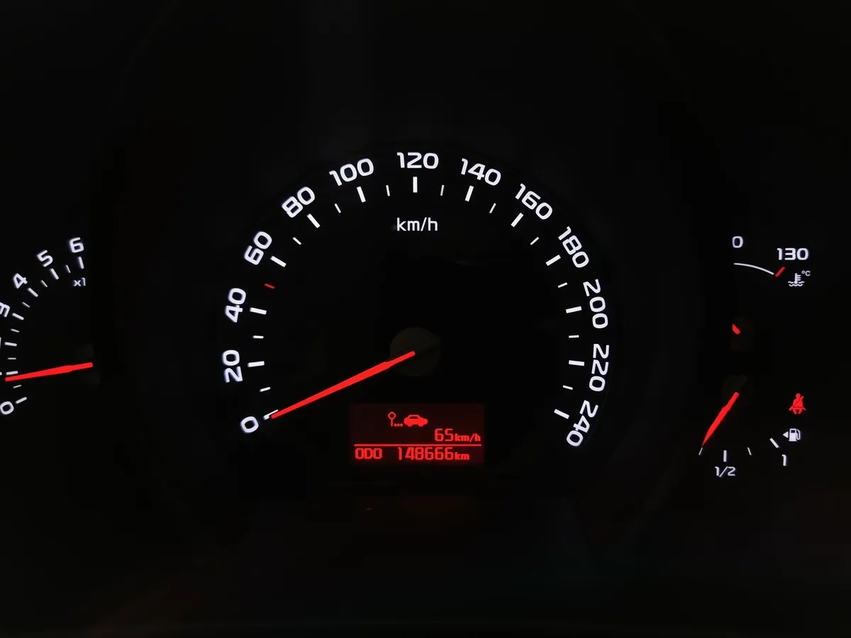 Kia Sportage 2.0 AT 4WD (150 л.с.) Luxe Синий в АВИЛОН. Слайд №17
