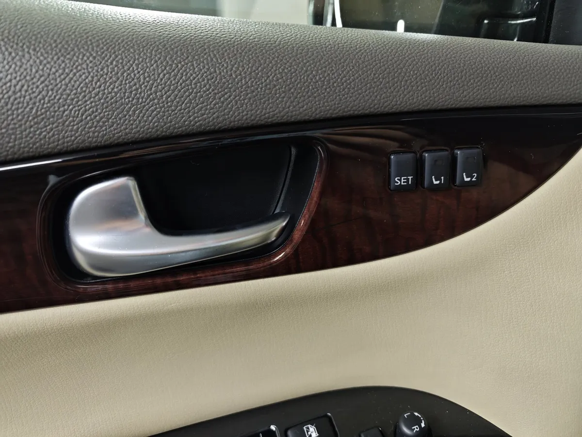 Infiniti QX50 2.5 AT AWD (222 л.с.) Черный в АВИЛОН. Слайд №22