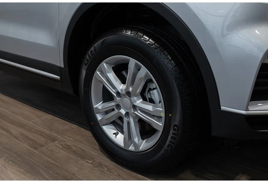 Belgee X70 1.5 DCT 4WD (150 л.с.) Prestige Серебристый в АВИЛОН. Слайд №15