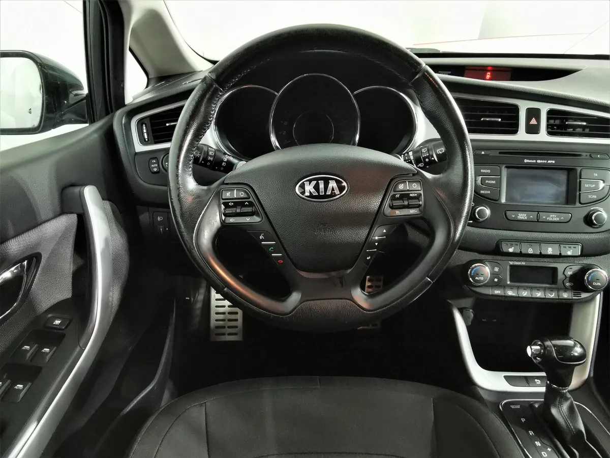 Kia Ceed 1.6 AT (129 л.с.) Luxe Серый в АВИЛОН. Слайд №19