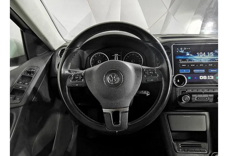 Volkswagen Tiguan 1.4 TSI BlueMotion MT (122 л.с.) Allstar Белый в АВИЛОН. Слайд №10