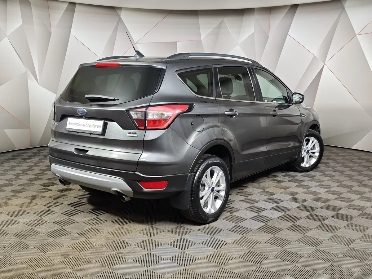 Ford Escape 1.5 EcoBoost AT (182 л.с.) Серый в АВИЛОН. Слайд №2