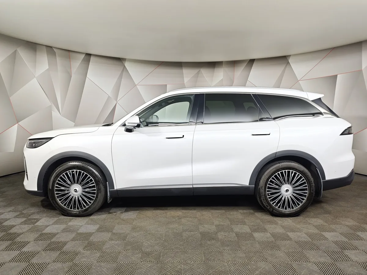 Chery Tiggo 9 2.0 AT 4WD (249 л.с.) Ultra Белый в АВИЛОН. Слайд №5