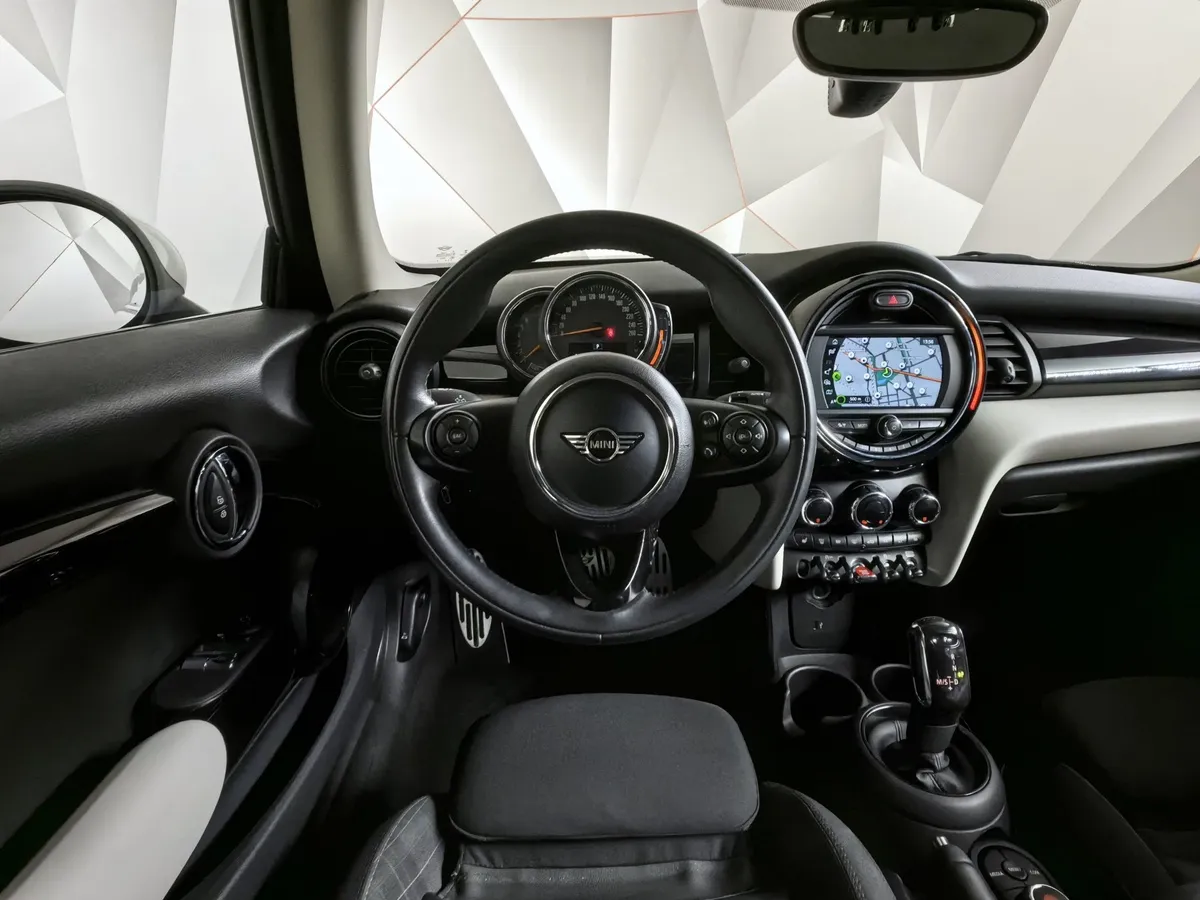 MINI 3 двери Cooper S 2.0 AMT (192 л.с.) Синий в АВИЛОН. Слайд №15