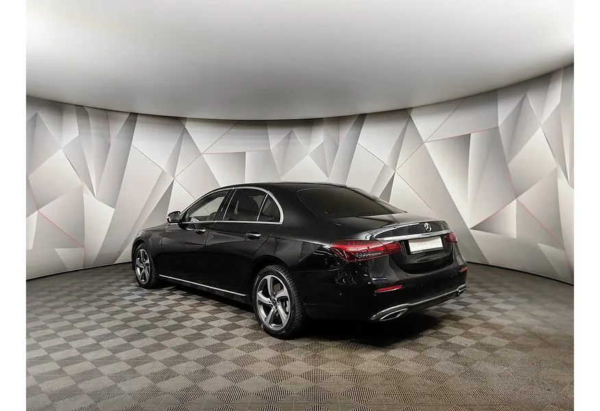 Mercedes-Benz E-Класс E 300 9G-TRONIC (245 л.с.) Черный в АВИЛОН. Слайд №4