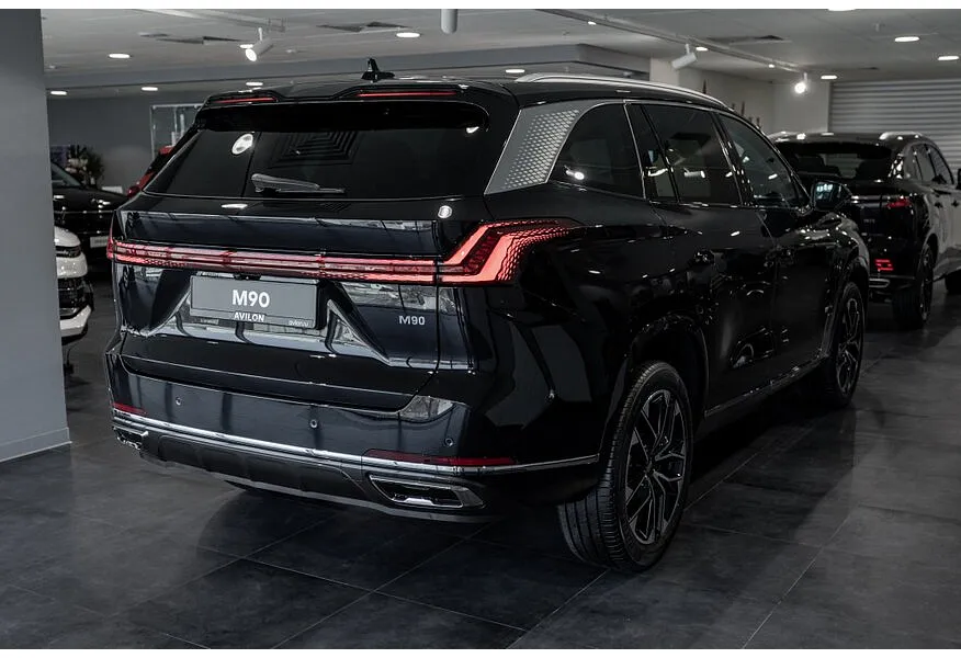 Москвич М90 2.0 ATT 4WD (147 л.с.) Ультимейт Черный в АВИЛОН. Слайд №6