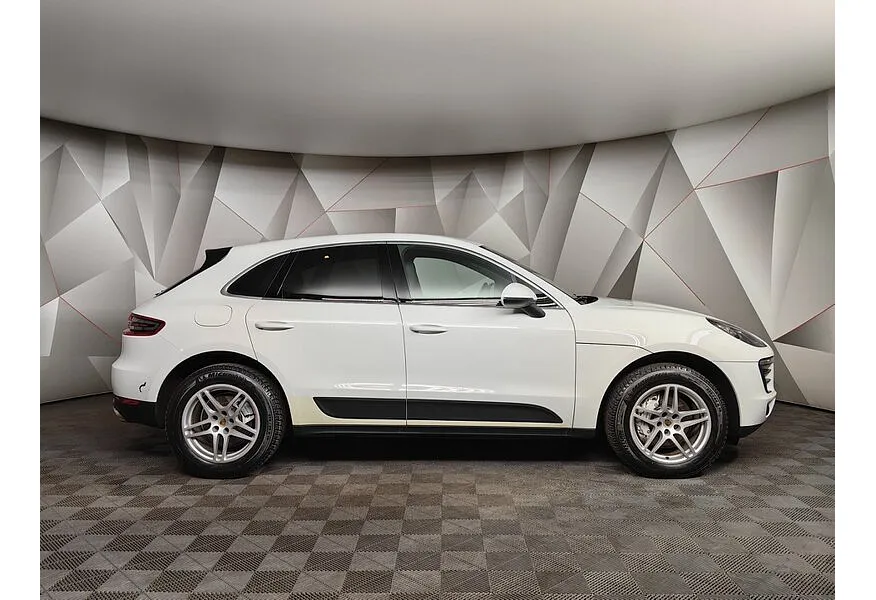 Porsche Macan S Diesel 3.0 PDK AWD (245 л.с.) Белый в АВИЛОН. Слайд №6