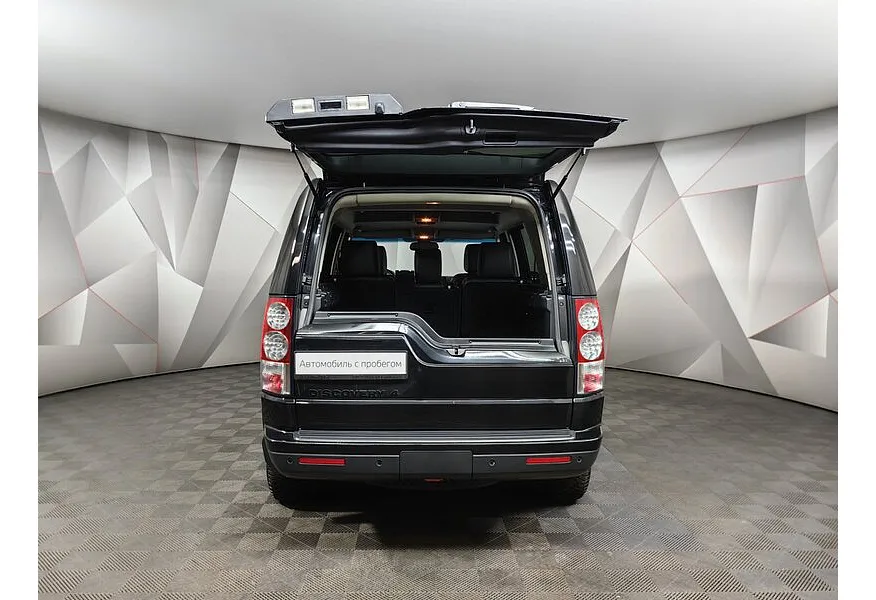 Land Rover Discovery 3.0 TD AT (245 л.с.) SE Черный в АВИЛОН. Слайд №12