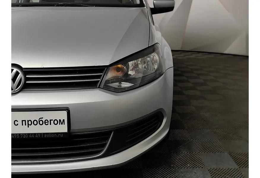 Volkswagen Polo 1.6 Tiptronic (105 л.с.) Comfortline Серебристый в АВИЛОН. Слайд №10