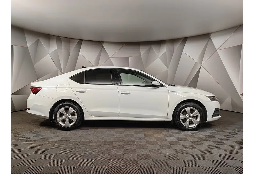 Skoda Octavia 1.4 MT FWD (150 л.с.) Белый в АВИЛОН. Слайд №6
