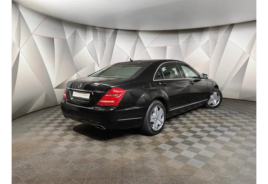 Mercedes-Benz S-Класс S 600 AT длинная база (517 л.с.) Черный в АВИЛОН. Слайд №2