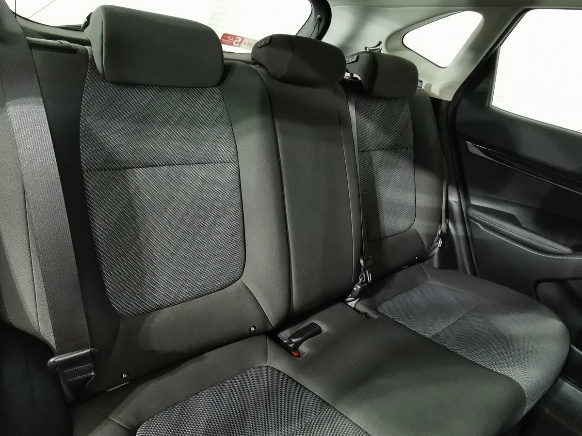 Kia Seltos 2.0 MPI 2WD IVT (149 л.с.) Luxe Белый в АВИЛОН. Слайд №16
