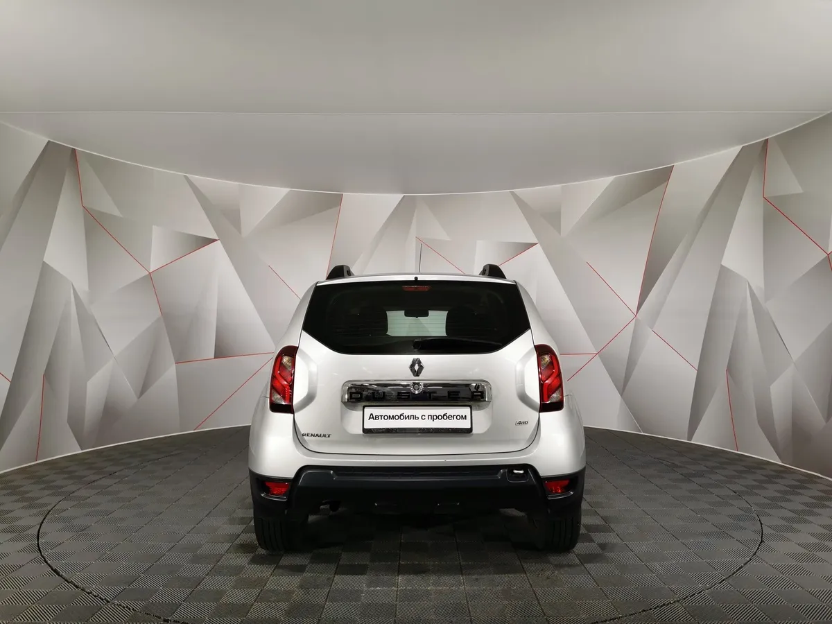 Renault Duster 2.0 MT 4x4 (143 л.с.) Серый в АВИЛОН. Слайд №8