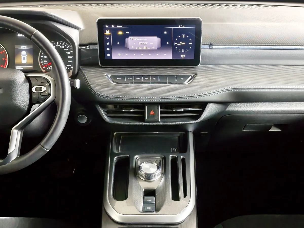 Haval Jolion 1.5T AWD 7DCT (150 л.с.) Premium Серый в АВИЛОН. Слайд №15