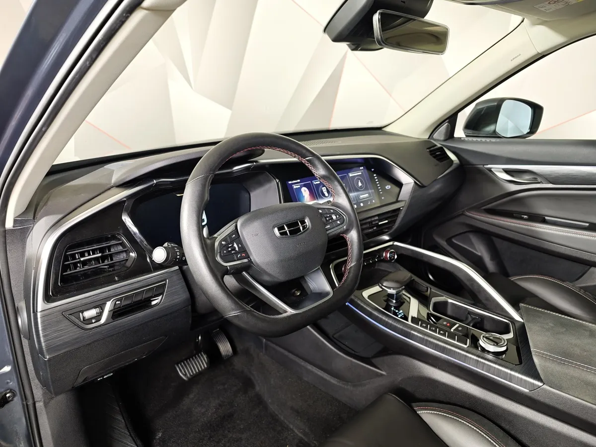 Geely Tugella 2.0 AT AWD (238 л.с.) Flagship Серый в АВИЛОН. Слайд №18