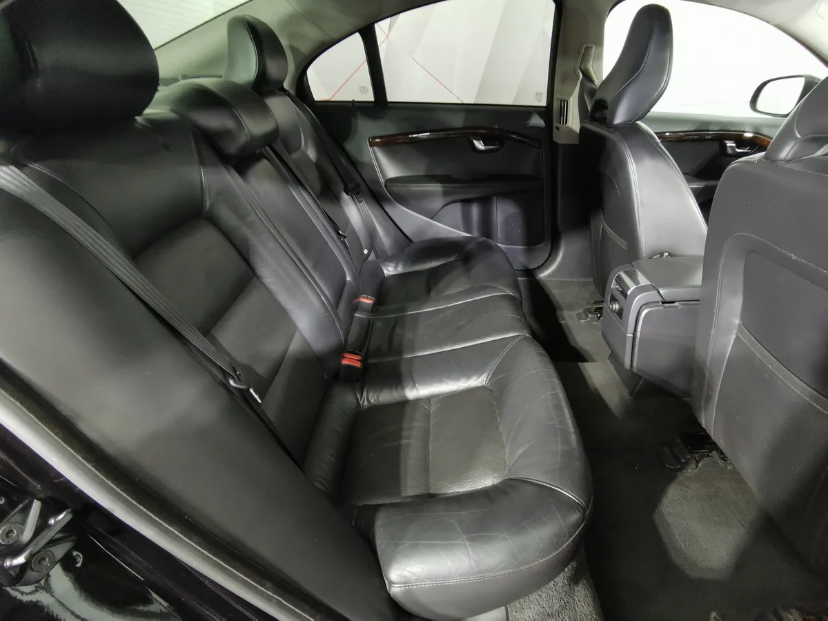 Volvo S80 2.5 Turbo Geartronic (231 л.с.) Коричневый в АВИЛОН. Слайд №15