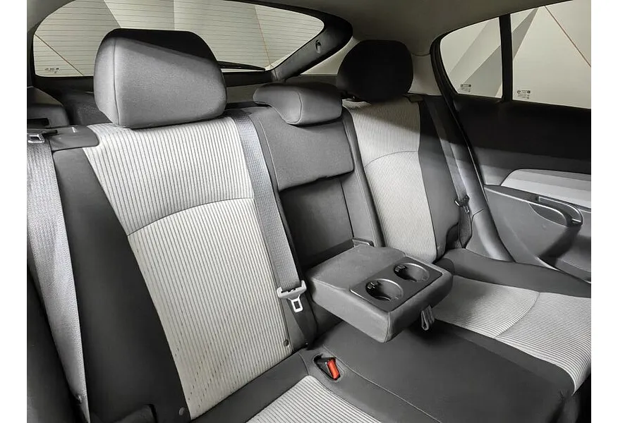 Chevrolet Cruze 1.6 AT (109 л.с.) Белый в АВИЛОН. Слайд №14