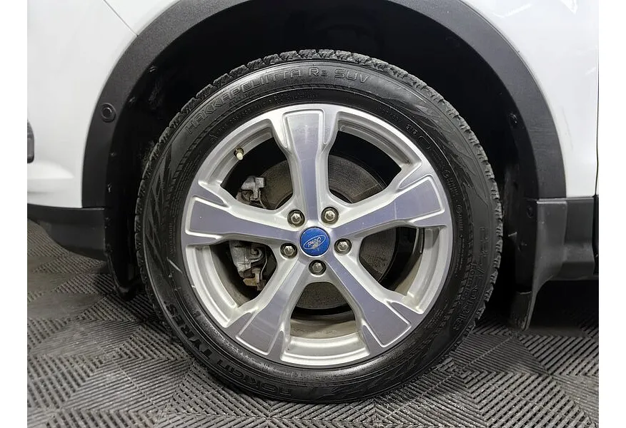 Ford Kuga 1.5 EcoBoost AT AWD (182 л.с.) Titanium Plus Белый в АВИЛОН. Слайд №9