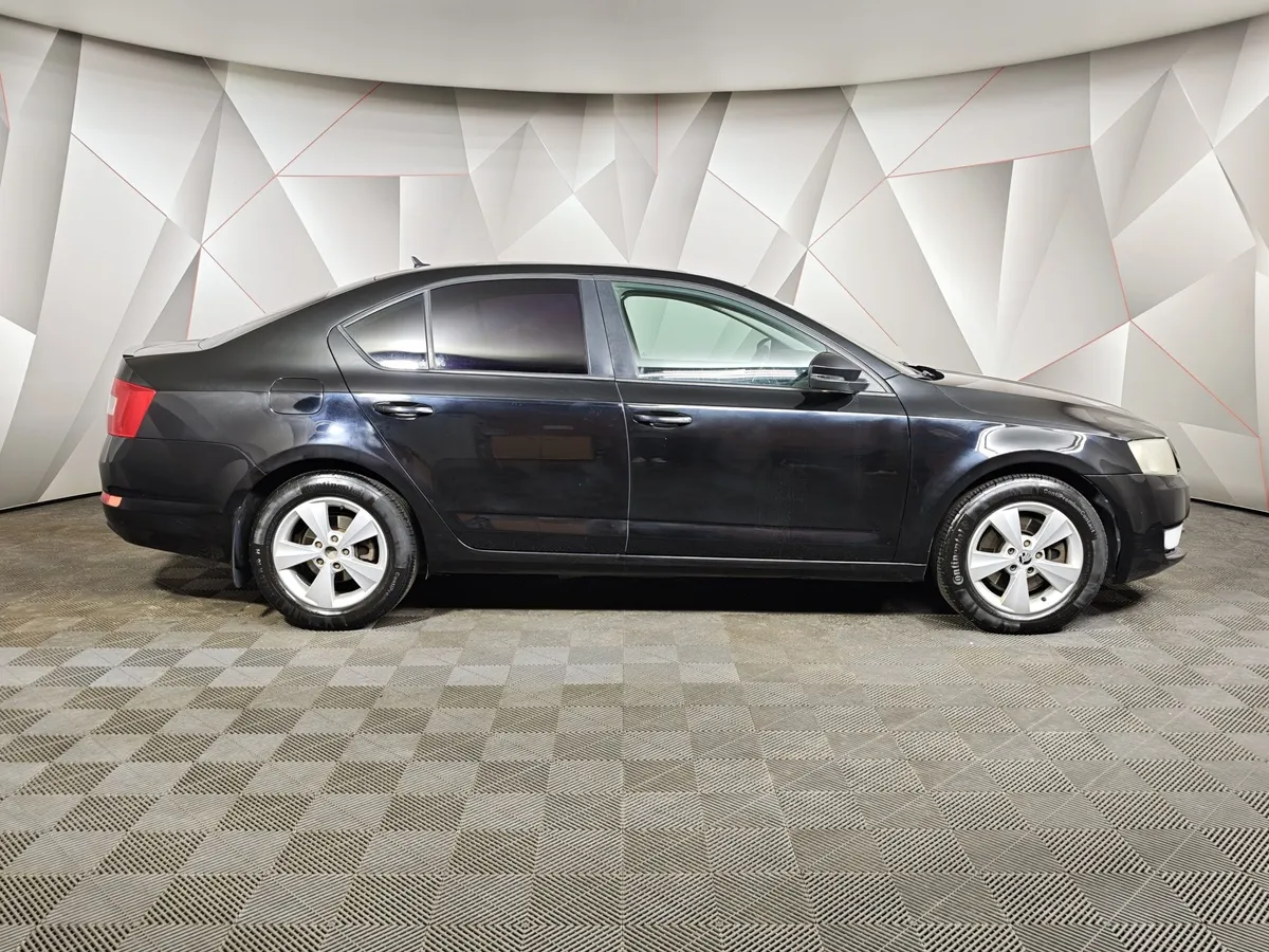 Skoda Octavia 1.8 TSI DSG (180 л.с.) Черный в АВИЛОН. Слайд №6