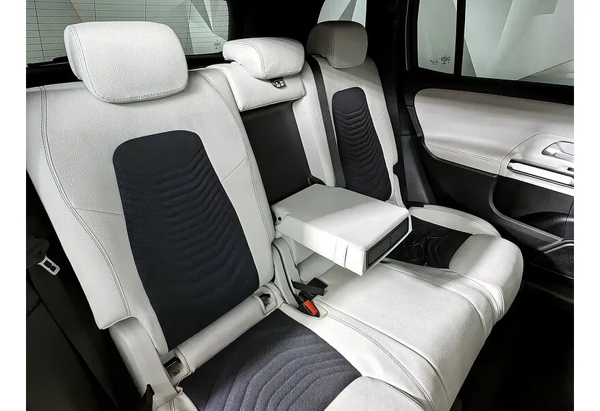 Mercedes-Benz GLB 200 7G-DCT (150 л.с.) Style Серый в АВИЛОН. Слайд №16