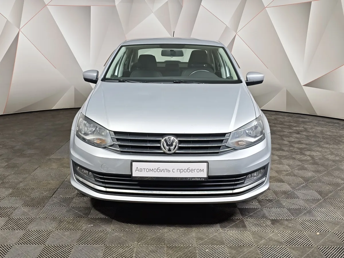 Volkswagen Polo 1.6 MT (105 л.с.) Серебристый в АВИЛОН. Слайд №7