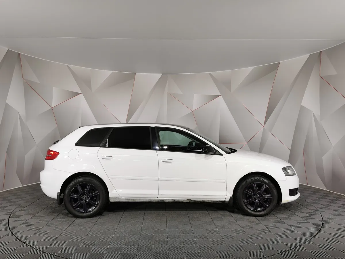 Audi A3 1.2 TFSI S-tronic (105 л.с.) Белый в АВИЛОН. Слайд №6