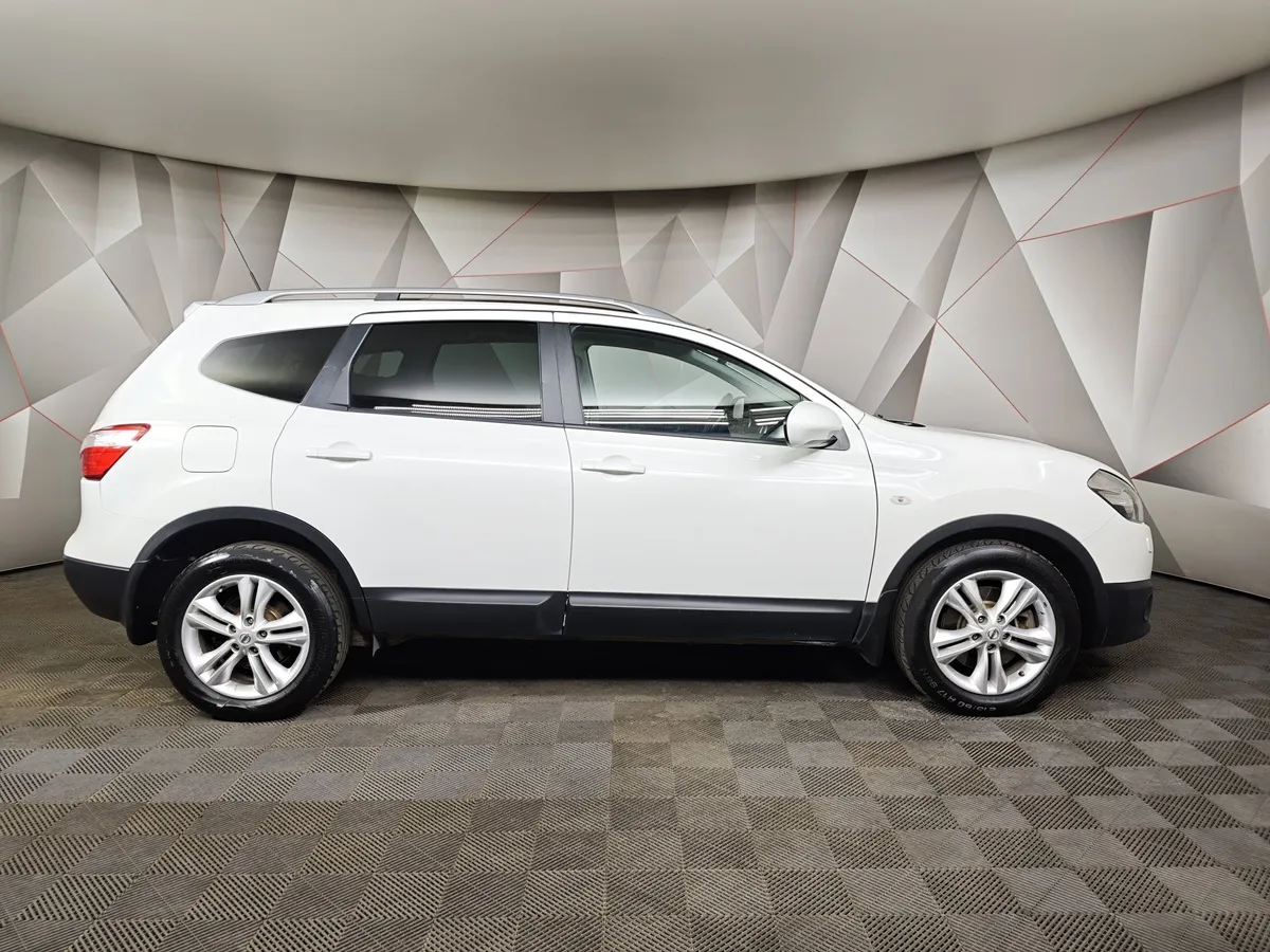 Nissan Qashqai + 2 2.0 CVT AWD (141 л.с.) Белый в АВИЛОН. Слайд №6