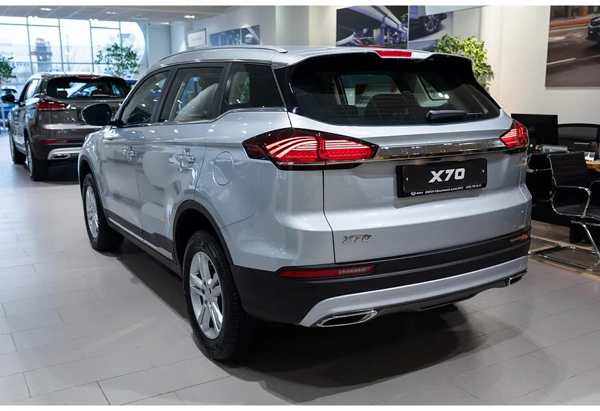 Belgee X70 1.5 AT 2WD (150 л.с.) Style Серебристый в АВИЛОН. Слайд №6