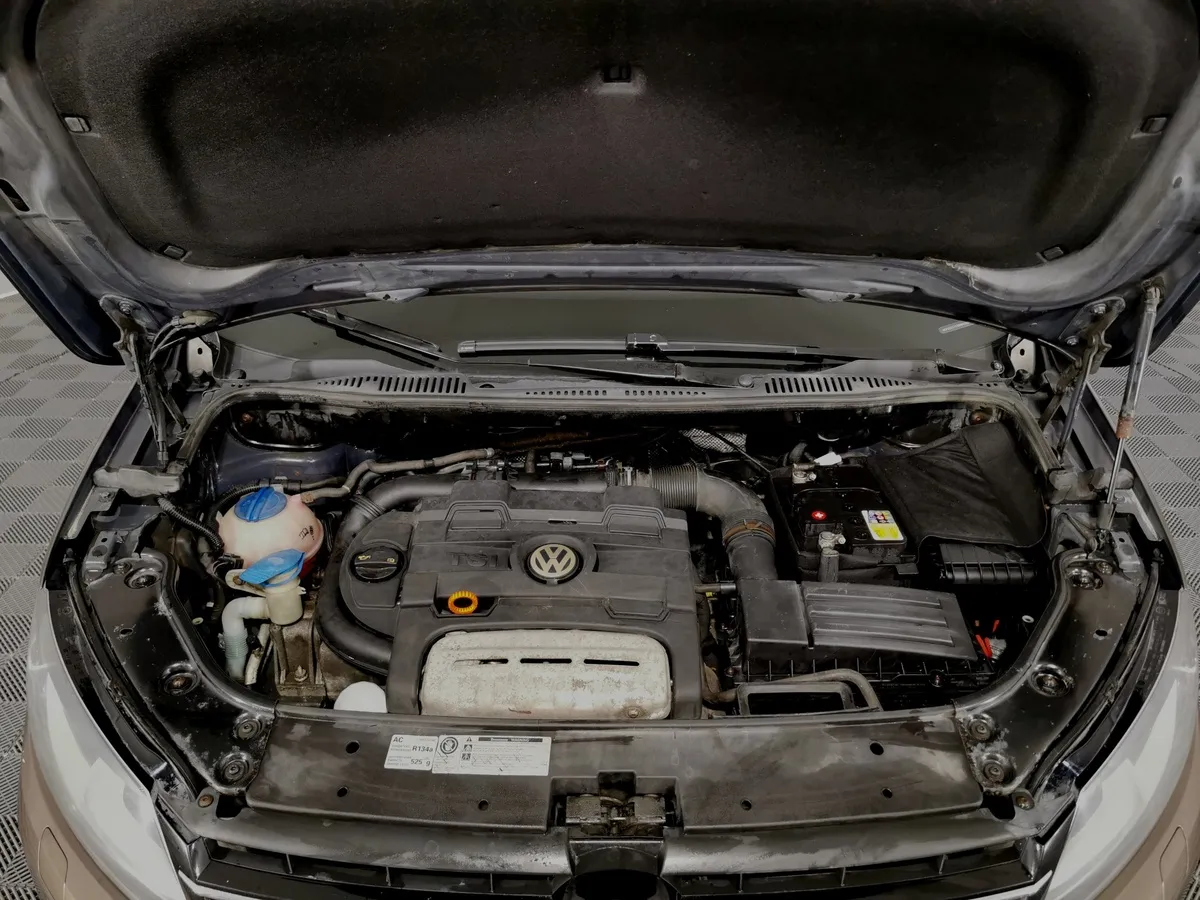 Volkswagen Touran 1.4 TSI DSG (170 л.с.) Highline Коричневый в АВИЛОН. Слайд №11