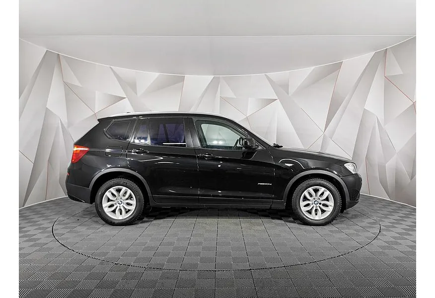 BMW X3 xDrive20d AT (184 л.с.) Base Локальная сборка Черный в АВИЛОН. Слайд №6