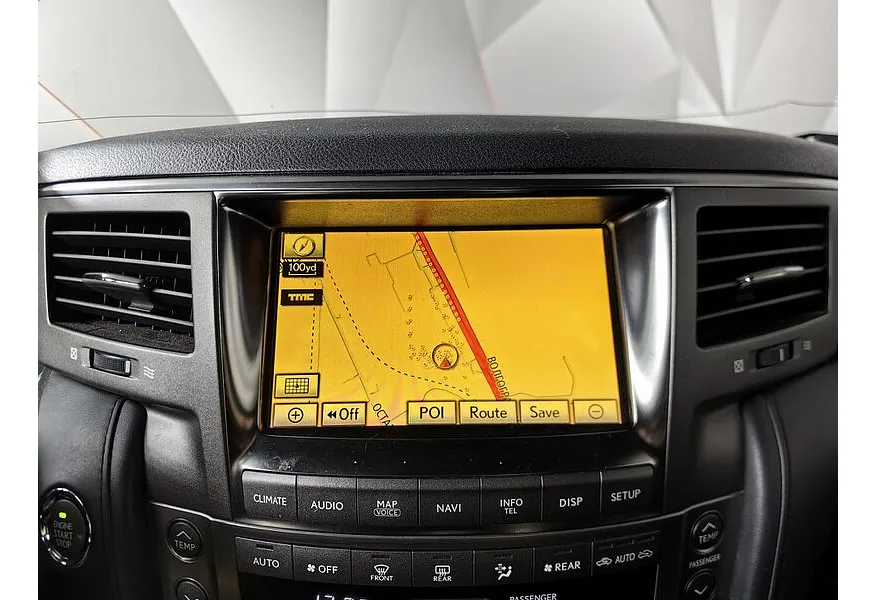 Lexus LX 570 AT (367 л.с.) Черный в АВИЛОН. Слайд №20