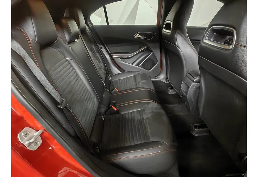 АВИЛОН - Mercedes-Benz A-Класс A 200 7G-DCT (156 л.с.) Красный - slide 10
