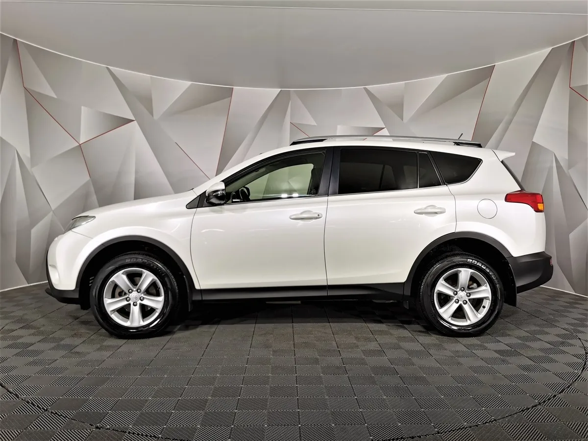 Toyota RAV4 2.0 CVT (148 л.с.) Стандарт Белый в АВИЛОН. Слайд №5