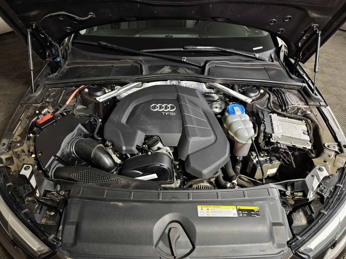 Audi A4 1.4 TFSI S tronic (150 л.с.) Design Коричневый в АВИЛОН. Слайд №11