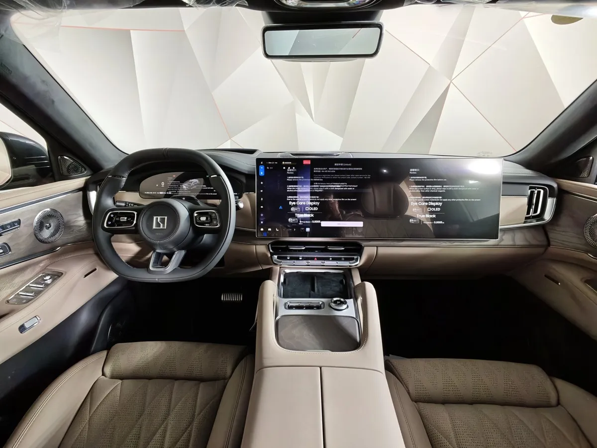 Zeekr 8X 2.0h AT 4WD (898 л.с.) Ultra+ Черный в АВИЛОН. Слайд №14