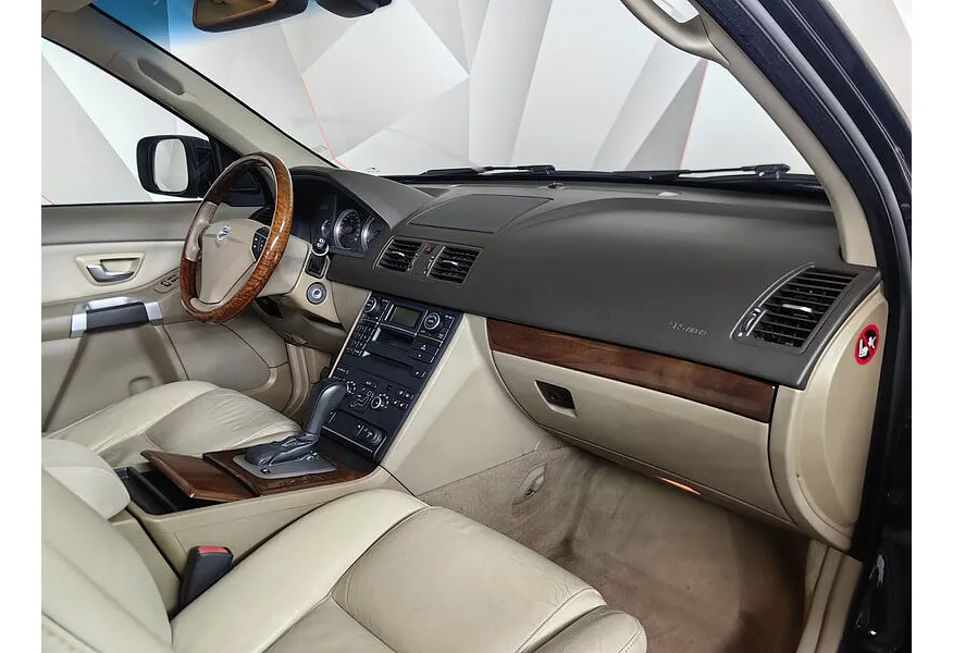 Volvo XC90 2.5 T5 Geartronic AWD (5 мест) (210 л.с.) Черный в АВИЛОН. Слайд №13
