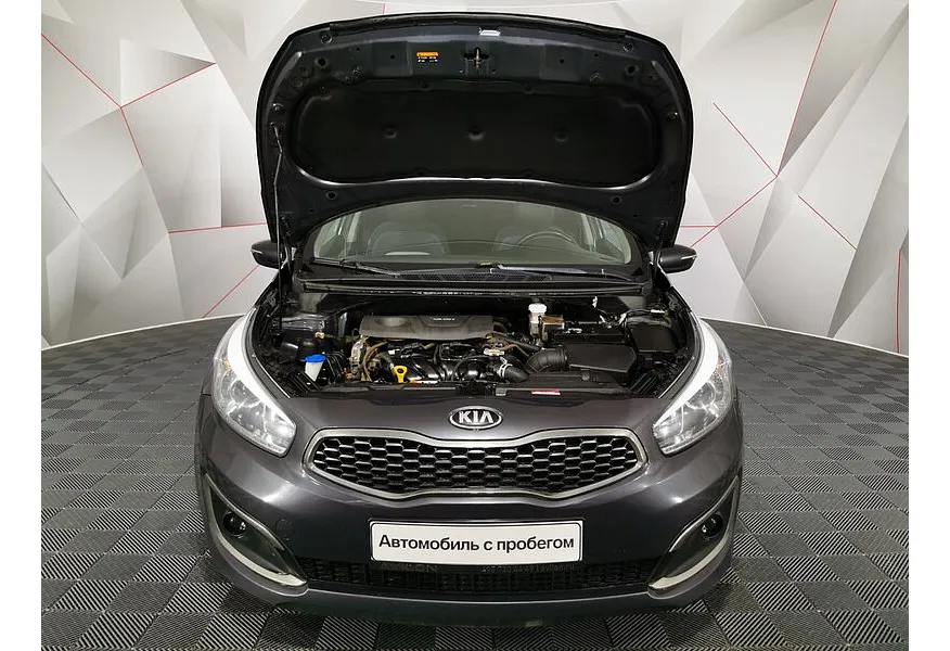 Kia Ceed 1.6 DCT (135 л.с.) Prestige Серый в АВИЛОН. Слайд №11