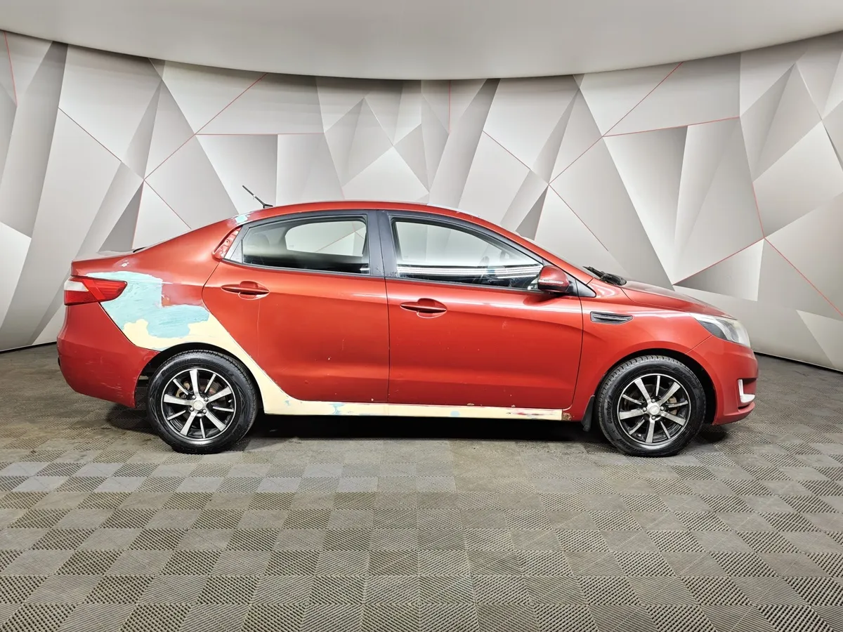 Kia Rio 1.6 MT (123 л.с.) Красный в АВИЛОН. Слайд №6