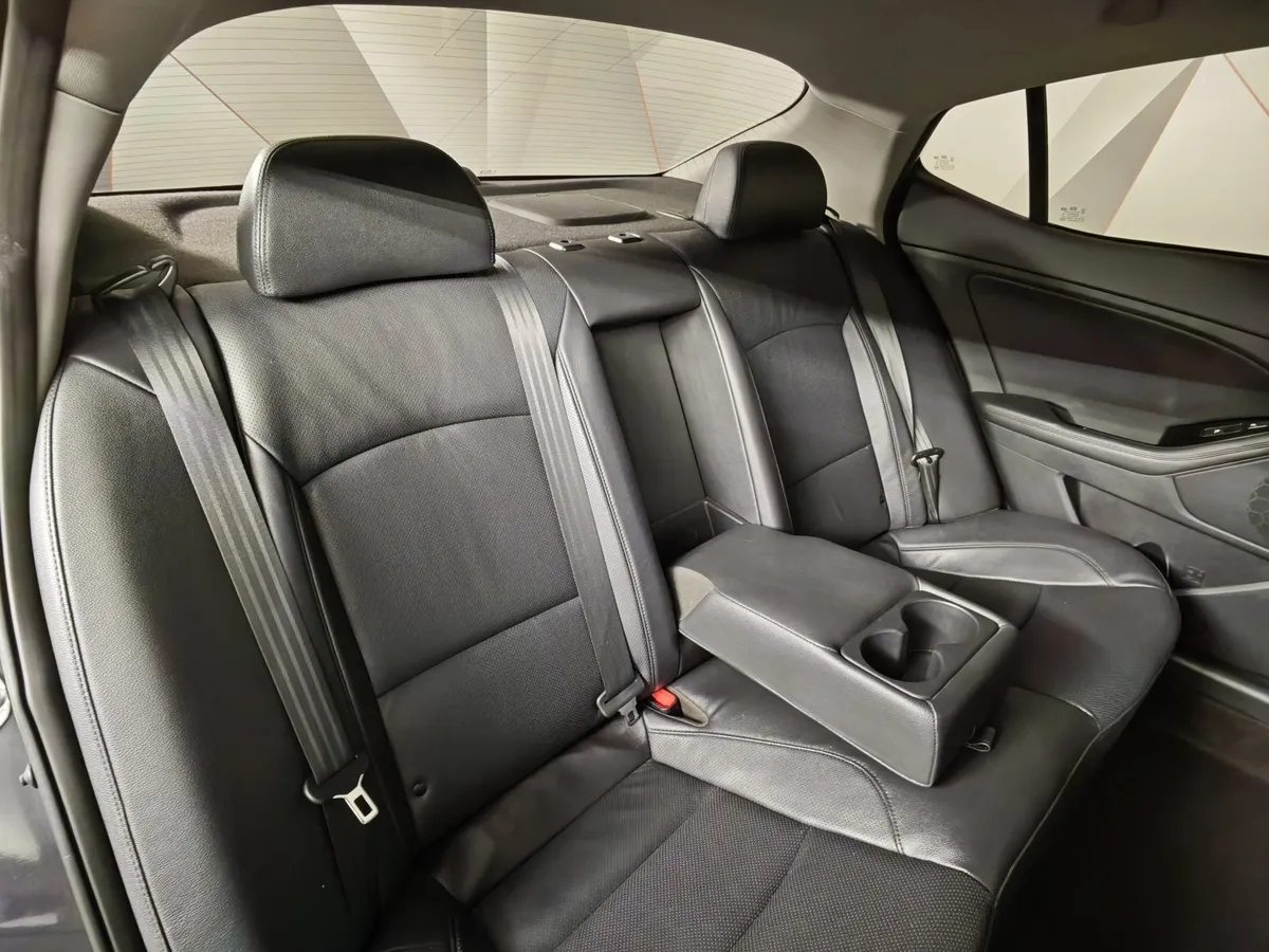 Kia Optima 2.4 MPI AT (180 л.с.) Premium Серый в АВИЛОН. Слайд №15