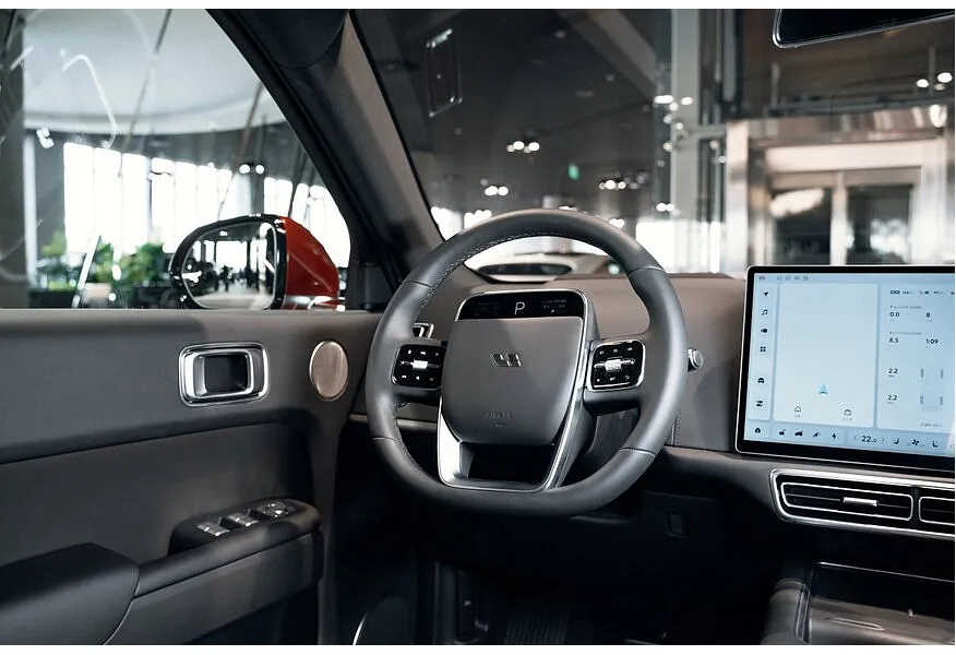 Li Auto L7 1.5 AT 4WD (449 л.с.) Ultra Зеленый в АВИЛОН. Слайд №5