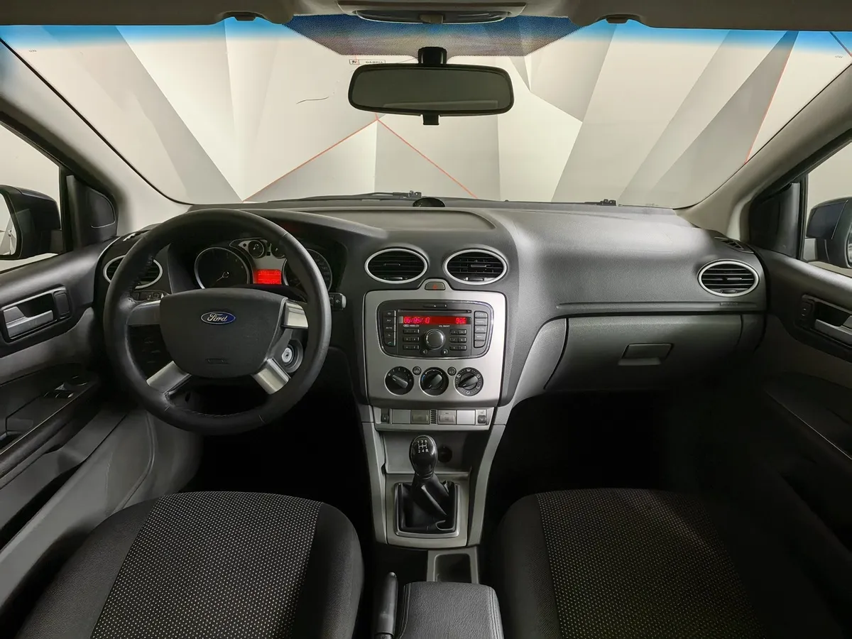 Ford Focus 1.8 MT (125 л.с.) Синий в АВИЛОН. Слайд №13