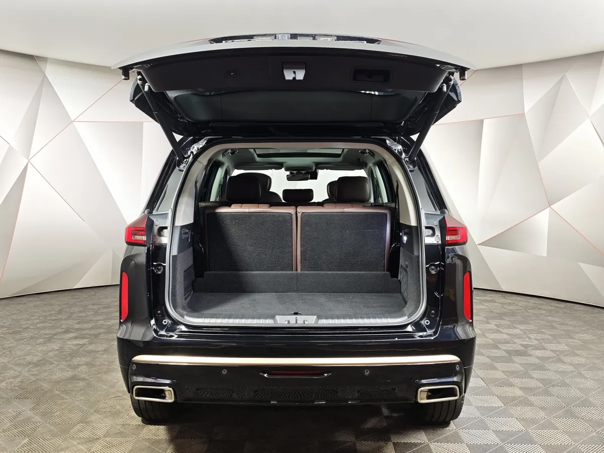 EXEED VX 2.0 AT AWD (249 л.с.) 7 мест President Черный в АВИЛОН. Слайд №12